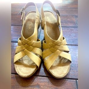 Aerosole wedge heels. Size 6